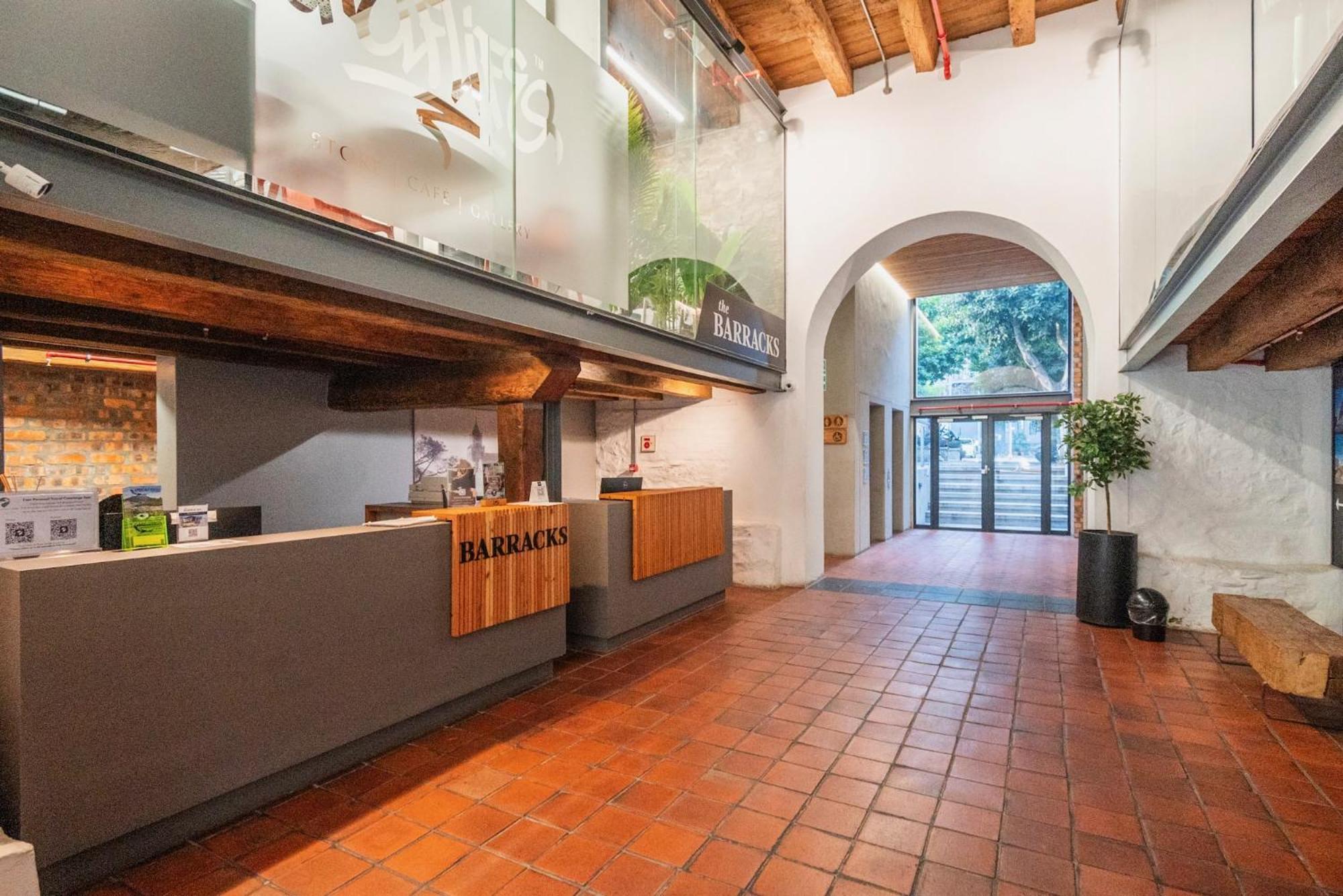 Chic Retreat At The Barracks On Bree Street * Cape Town