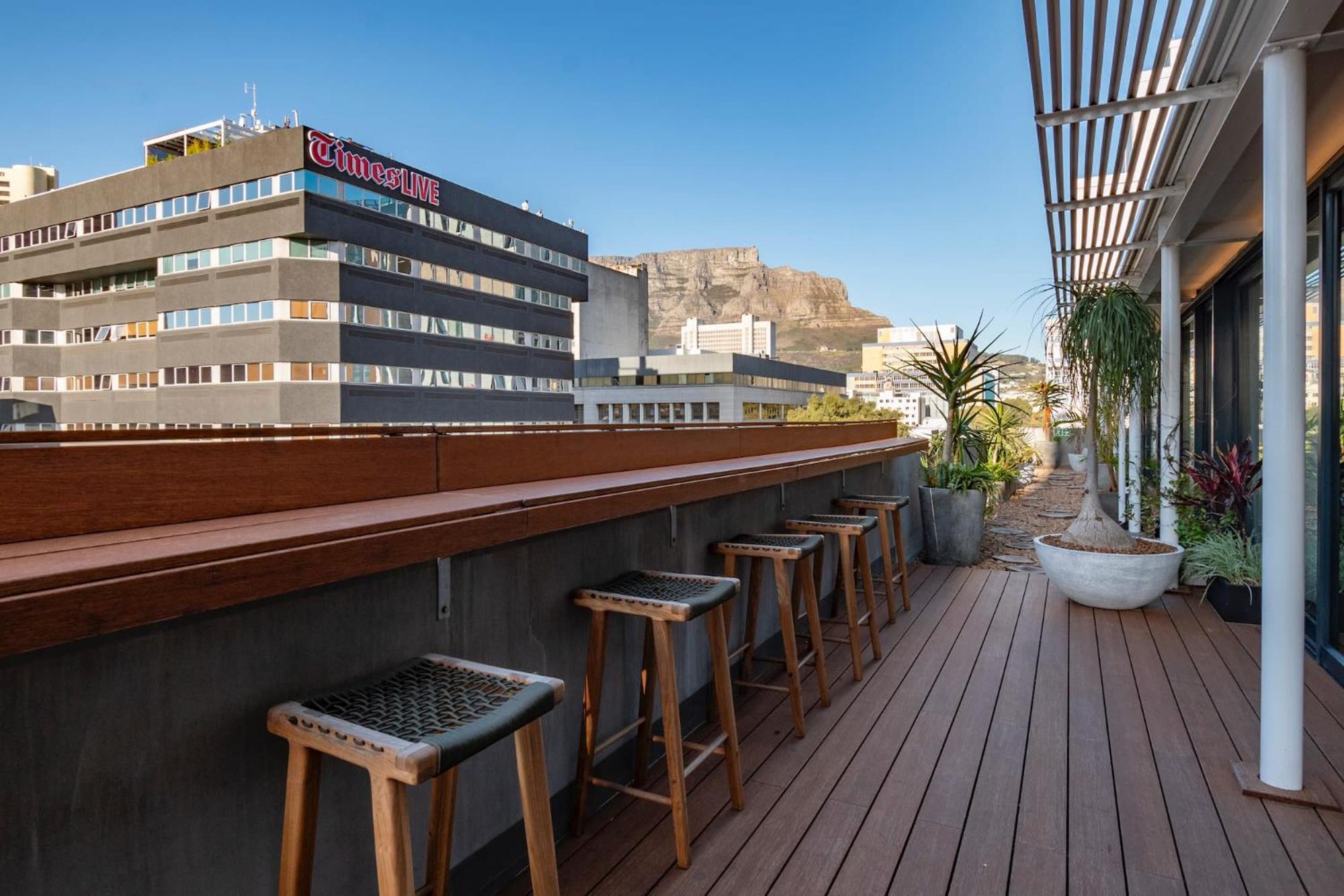 Apartment Chic Retreat At The Barracks On Bree Street Cape Town