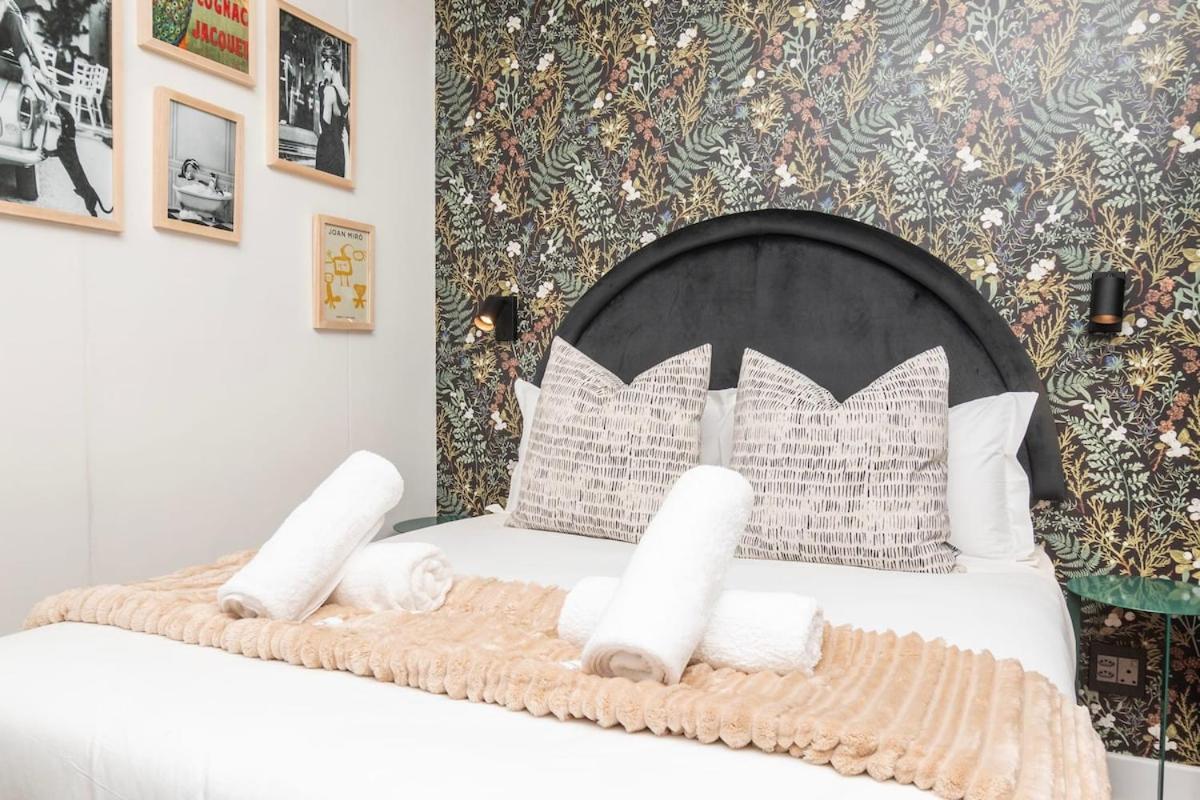 Chic Retreat At The Barracks On Bree Street Cape Town